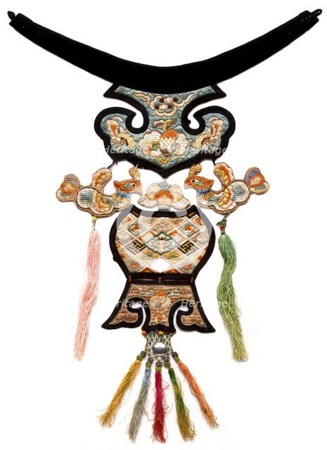Woman's Collar, about 1880. Creator: Unknown.