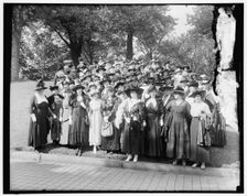 Woman's Liberty Loan Committee, between 1910 and 1920. Creator: Harris & Ewing