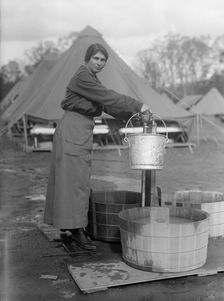 Woman's National Service School, Under Woman's Section, Navy League, Activities, 1916. Creator: Harris & Ewing
