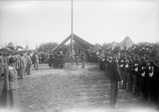 Woman's National Service School, Under Woman's Section, Navy League, Review, 1916. Creator: Harris & Ewing