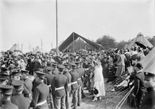 Woman's National Service School, Under Woman's Section, Navy League, Review, 1916. Creator: Harris & Ewing