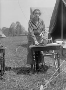 Woman's National Service School, Under Woman's Section, Navy League, Telegraphing; Miss Eliz... 1917 Creator: Harris & Ewing