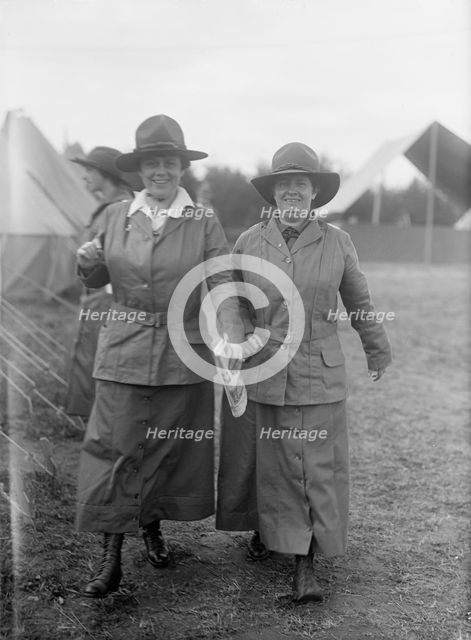 Woman's National Service School, Under Woman's Section, Navy League, at Right, Miss Poe, 1916. Creator: Harris & Ewing.