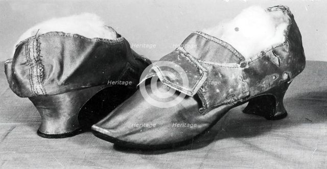 Woman's Shoes, England, 1770s. Creator: Unknown.