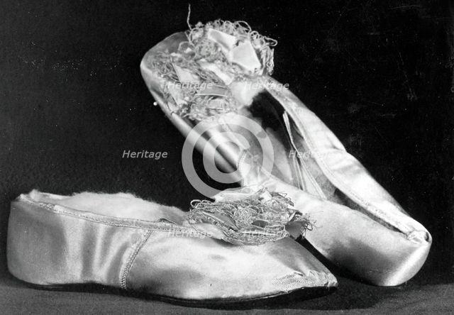 Woman's Shoes, England, c.1860s. Creator: Unknown.