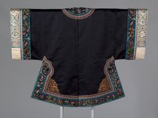 Woman's Surcoat, China, Qing dynasty (1644-1911), 1860/90. Creator: Unknown