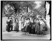 Woman's Liberty Loan Committee, between 1910 and 1920. Creator: Harris & Ewing