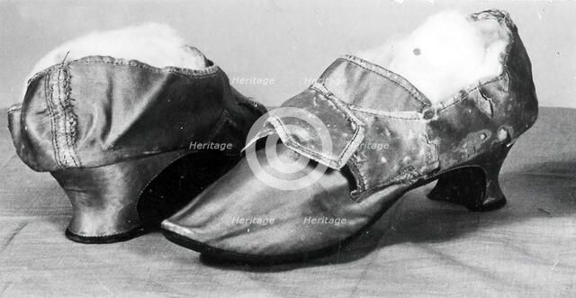 Woman's Shoes, England, 1770s. Creator: Unknown.