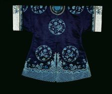 Woman's Waitao (Semiformal Domestic Surcoat), China, Qing dynasty (1644-1911), 1820/40. Creator: Unknown