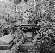 Wombwell Monument, Highate Cemetery, Swains Lane, Camden, London, 1977-78. Creator: John Gay