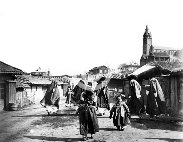 Women and children, Nam San, Korea, 1900. Artist: Unknown