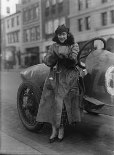 Women Auto Racers - Miss Elinor [sic] Blevins, 1915. Creator: Unknown