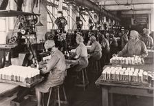 Women packing Rowntree’s Elect Cocoa, York, Yorkshire, 1929