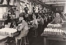 Women packing Rowntree’s Elect Cocoa, York, Yorkshire, 1929