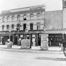 Wonderland, Whitechapel Road, Tower Hamlets, London, c1910. Creator: Harold Clunn