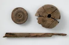 Wood, Whorl, Lid and Stick, Coptic, 4th-7th century. Creator: Unknown