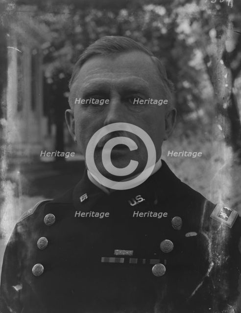 Wood, Leonard M., Major General, portrait photograph, 1916. Creator: Arnold Genthe.