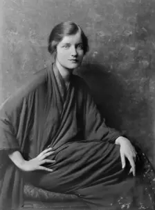 Wood, Peggy, Miss, portrait photograph, 1917 Aug. 27. Creator: Arnold Genthe