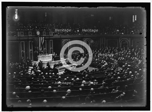 Woodrow Wilson before Congress, between 1913 and 1918. Creator: Harris & Ewing.