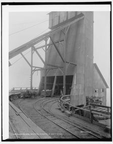 Woodward coal breakers, Kingston, Pa., shaft house, between 1890 and 1901. Creator: Unknown
