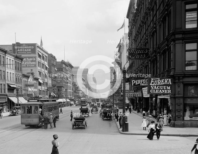 Woodward Ave., Detroit, Mich., c.between 1910 and 1920. Creator: Unknown.