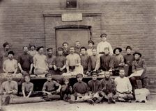 Workers of the rolling workshop V.U. Baraboshkina, 1915. Creator: Unknown