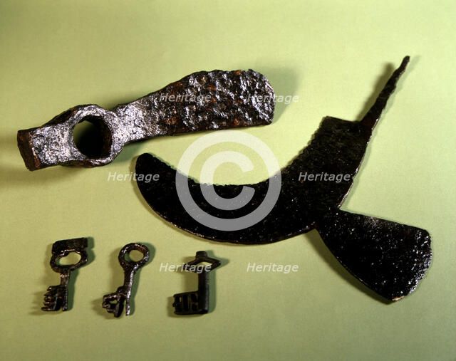 Working tools: hoe, ax and keys. From Pamplona.