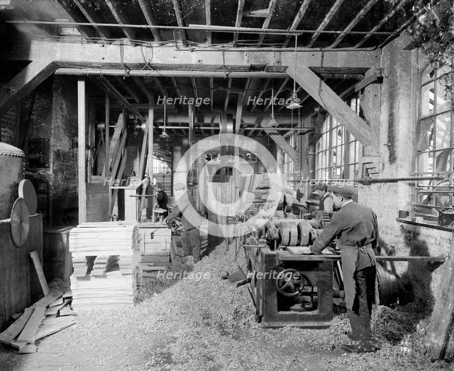 Workshop, Hampton's Munitions Works, Lambeth, London, 1914-1918. Artist: Bedford Lemere and Company