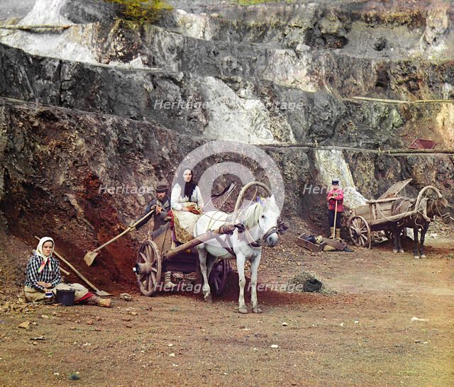 Work at the Bakalskii mine, 1910. Creator: Sergey Mikhaylovich Prokudin-Gorsky.