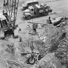 Work being carried out to install the Barlaston pipeline, Staffordshire, 10/06/1970. Creator: John Laing plc