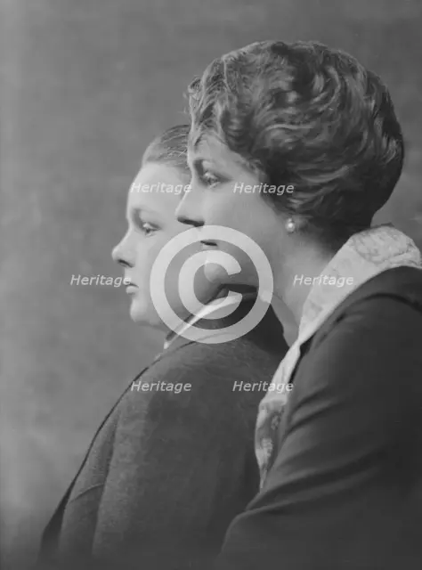 Work, Bertram, Mrs., and son, portrait photograph, 1916 or 1917. Creator: Arnold Genthe.