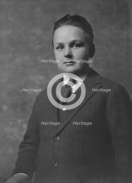 Work, Master, portrait photograph, 1916 or 1917. Creator: Arnold Genthe.