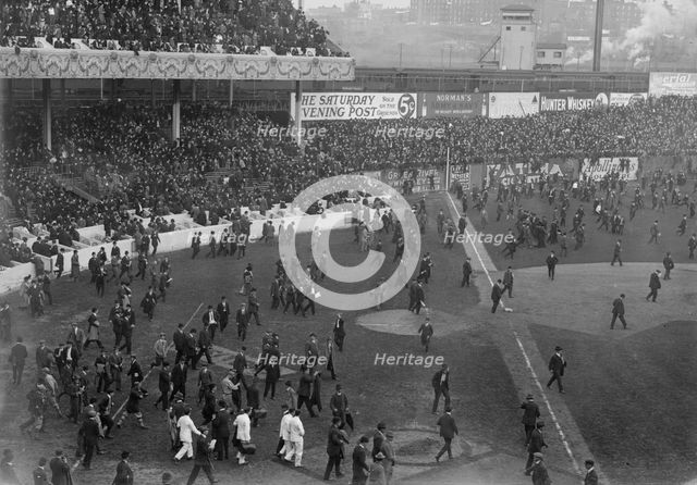 World Series 1913, after 3rd game, Polo Grounds, NY (baseball), 1913. Creator: Bain News Service.
