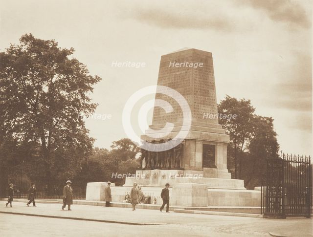 [World War I monument]. From the album: Photograph album - London, 1920s. Creator: Harry Moult.