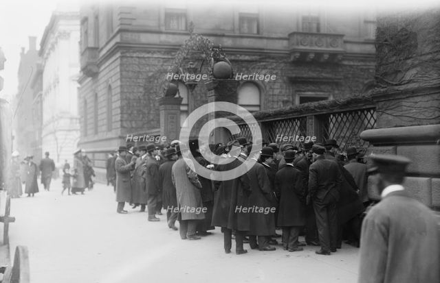 Watching for Connaught's at Reid house, between c1910 and c1915. Creator: Bain News Service.