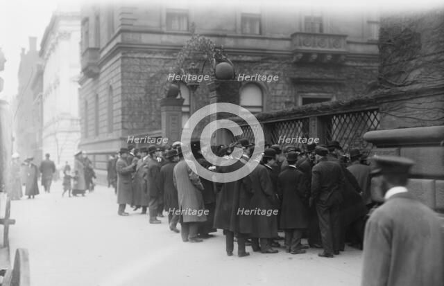 Watching for Connaught's at Reid house, between c1910 and c1915. Creator: Bain News Service.