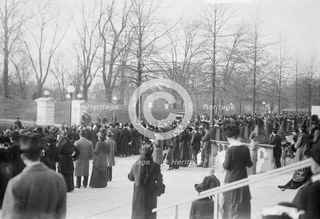 Watching White House, 1913. Creator: Bain News Service.