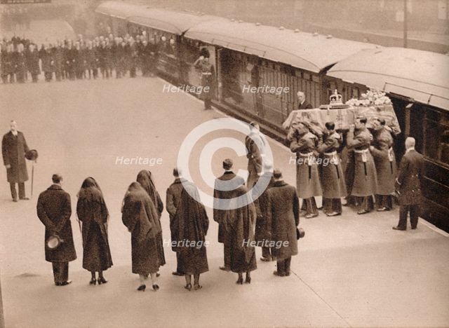 'Watching the coffin, covered by the Royal Standard', 1936. Artist: Unknown.