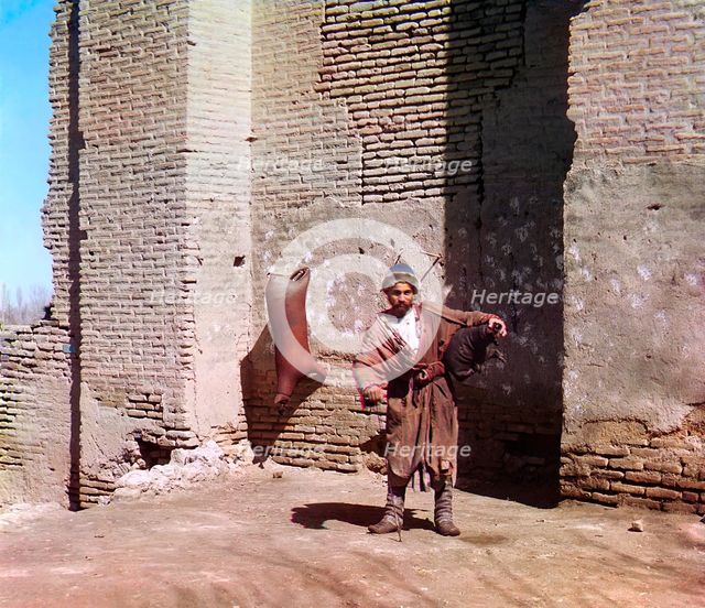 Water-carrier, Samarkand, between 1905 and 1915. Creator: Sergey Mikhaylovich Prokudin-Gorsky.