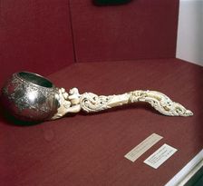 Water-Drinking Ladle, bowl in silver with ivory handle, Ceylon, 17th-18th century