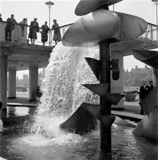 Water feature in Jubilee Gardens, South Bank, London, c1951-c1965. Artist: SW Rawlings