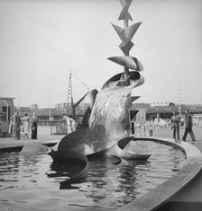 Water Mobile sculpture by Richard Huws, Festival of Britain, South Bank, Lambeth, London, 1951. Artist: MW Parry