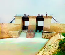 Water supply control of the Sultan-Bentskaya Dam, Murghab Estate, Turkmenistan,between 1905 and 1915 Creator: Sergey Mikhaylovich Prokudin-Gorsky