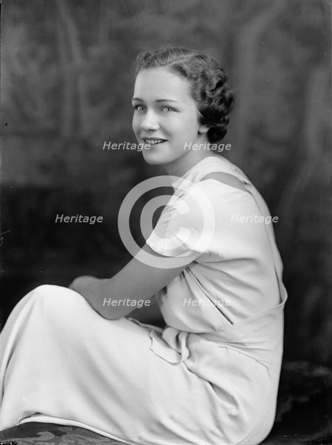 Watkins, Elizabeth H. - Portrait, 1933. Creator: Harris & Ewing.