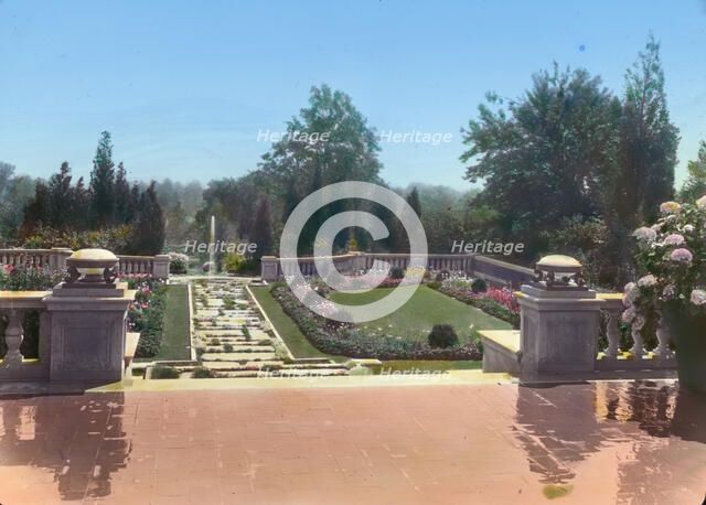 "Waveny," Lewis Henry Lapham house, 677 South Avenue, New Caanan, Connecticut, c1915. Creator: Frances Benjamin Johnston.