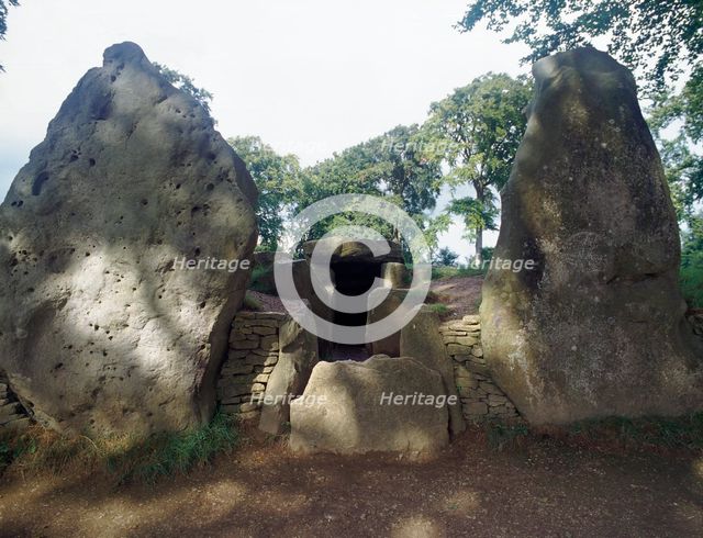 Wayland's Smithy, 36th century BC. Artist: Unknown