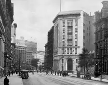 Wayne County and Home Savings Bank, Detroit, Mich., between 1900 and 1920. Creator: Unknown