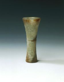 Waisted tubular jade bead with panchi decoration, Spring and Autumn period, China, 770 BC-475 BC