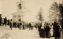 Waiting for the religious procession on Easter week (Bright Week) at the Znamensky..., 1913-14. Creator: S. Ia. Mamontov