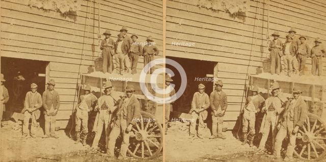 Waiting for your team at the cotton gin, Florida, c1850-c1930. Creator: Kilburn Brothers.